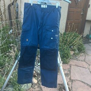 FJALL RAVEN Men’s Pants